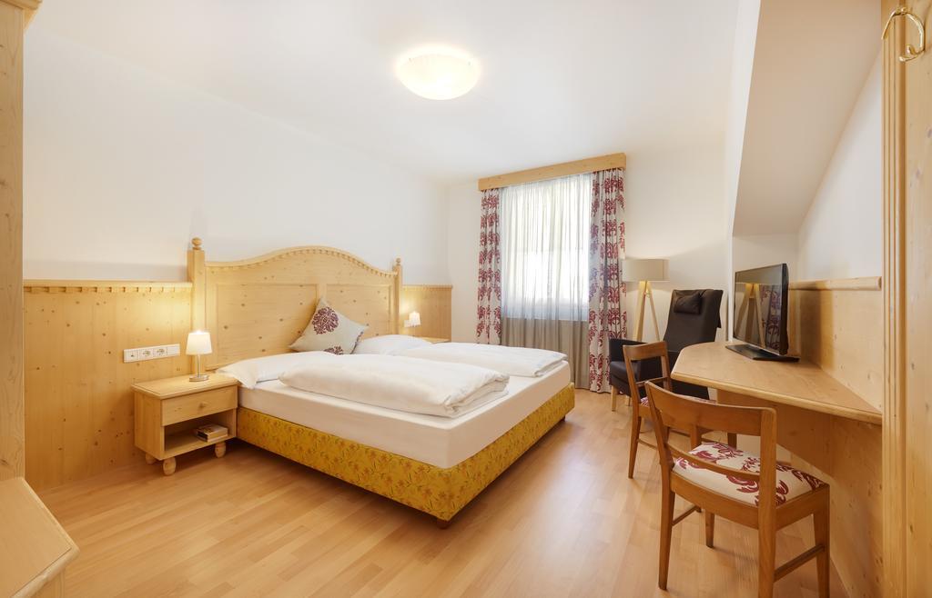 Parkhotel Post Chiusa Zewnętrze zdjęcie